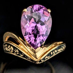 KABANA Vintage Pear Cut Amethyst Enamel 10k Yellow Gold Cocktail Ring Floral
